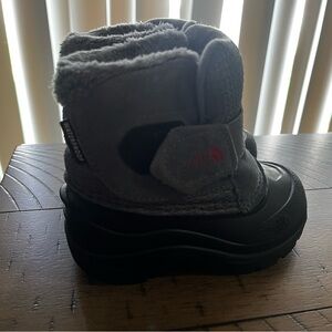 Grey and black North Face toddler shoes. Tried on, never worn. 7c.